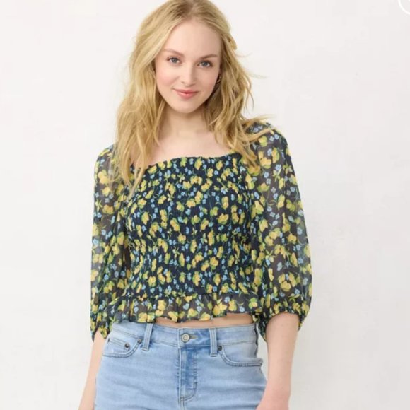 NAVY Floral Smocked Puffed Sleeve Top - Size Medium - Lemon Print Blouse - Picture 1 of 7
